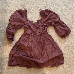 Mauve mini dress with puff sleeve